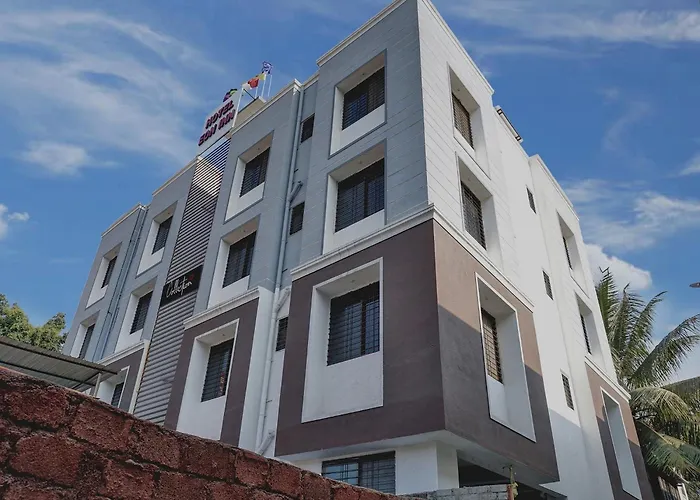 Super Collection O Eon Inn Near Pune AirportAirport Hotel